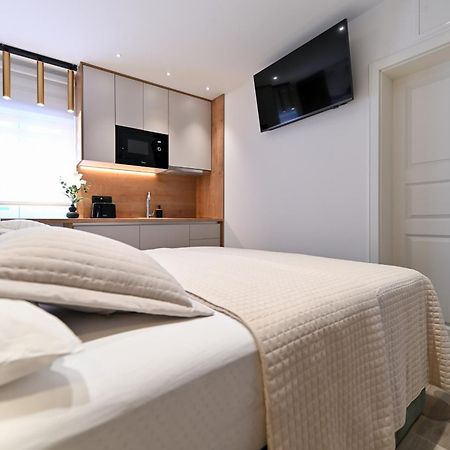 Apartments And Rooms Nekic ザダル エクステリア 写真