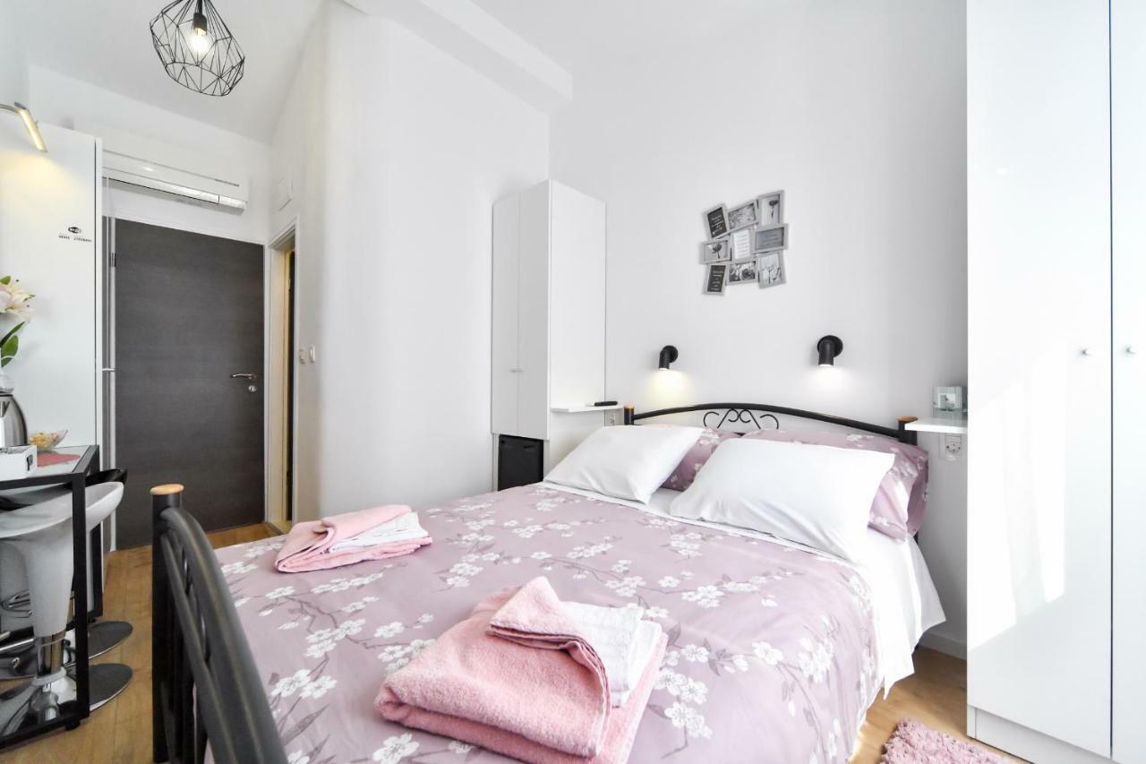 Apartments And Rooms Nekic ザダル エクステリア 写真