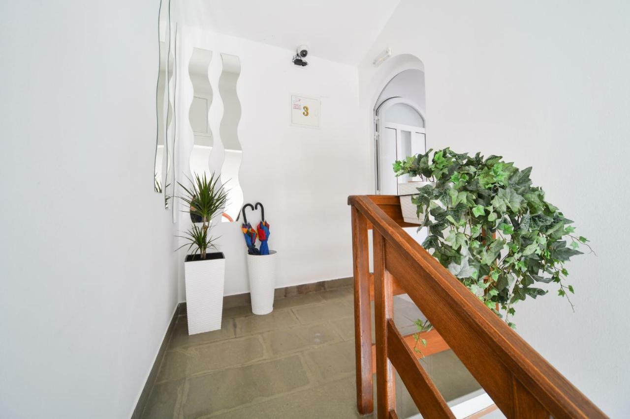 Apartments And Rooms Nekic ザダル エクステリア 写真