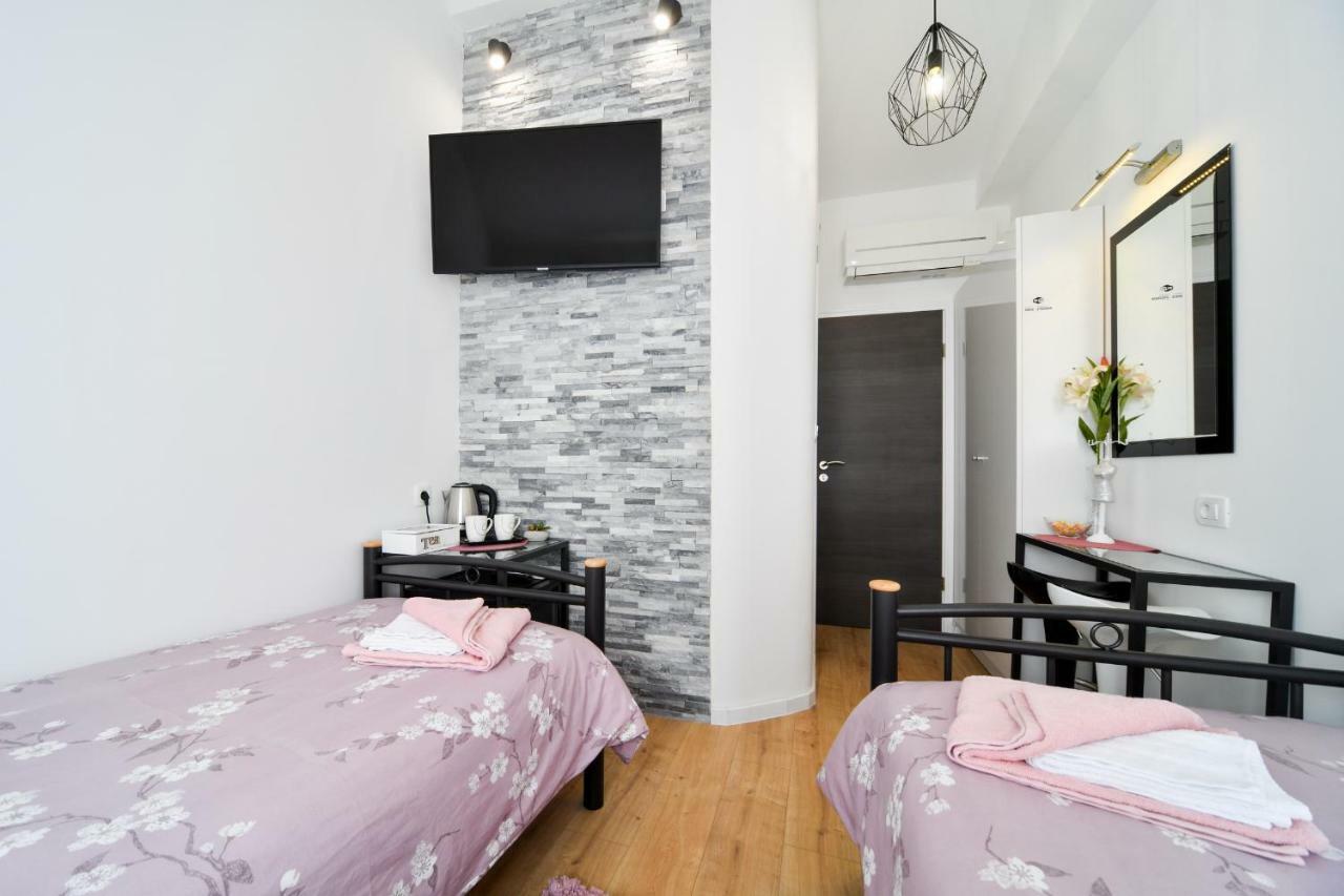 Apartments And Rooms Nekic ザダル エクステリア 写真